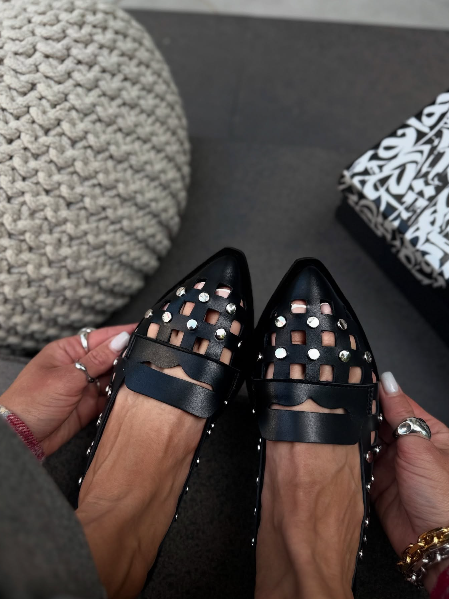 Cutout Stud Design Sandals