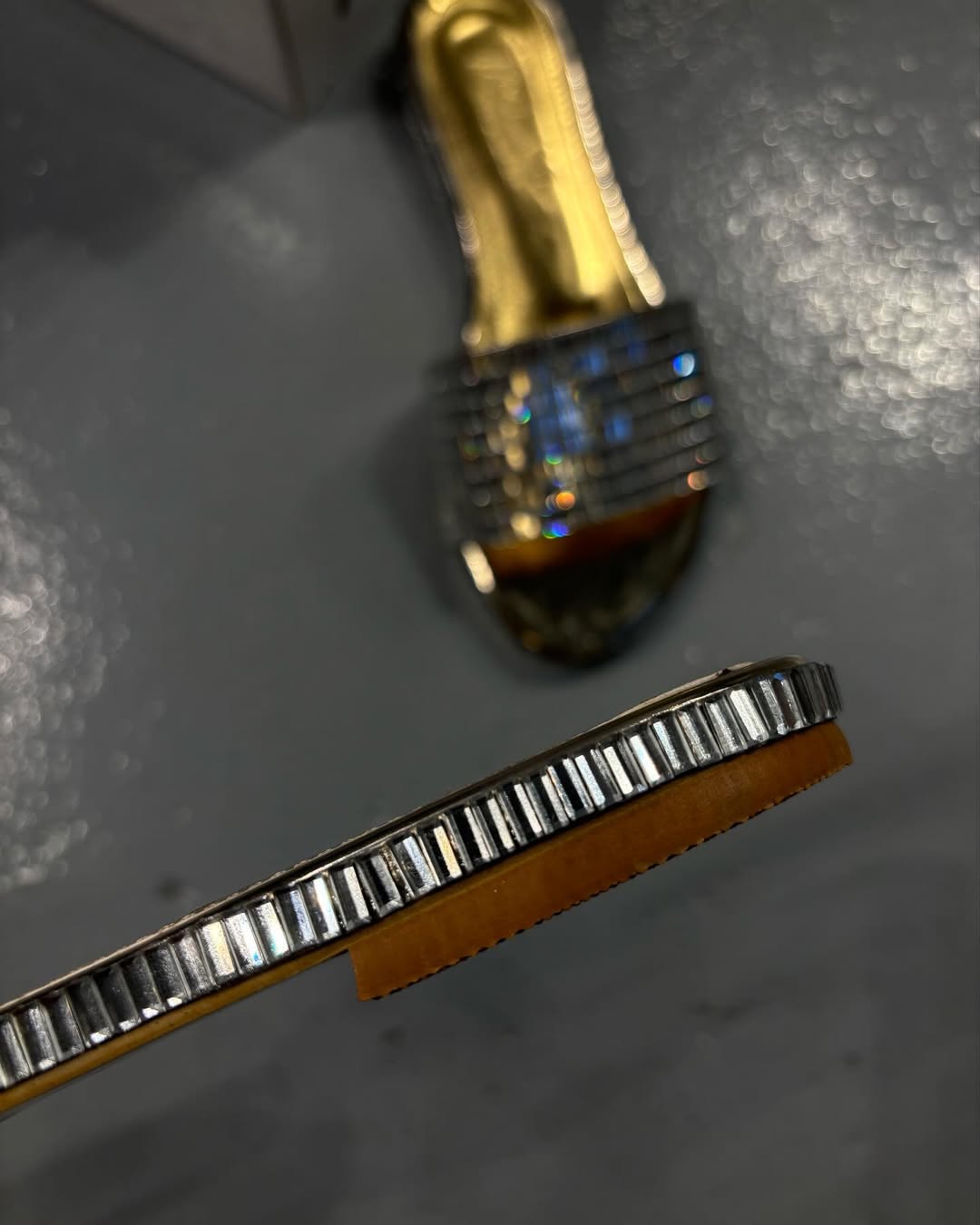Pixelated Strap Slide – Holographic Silver Glow