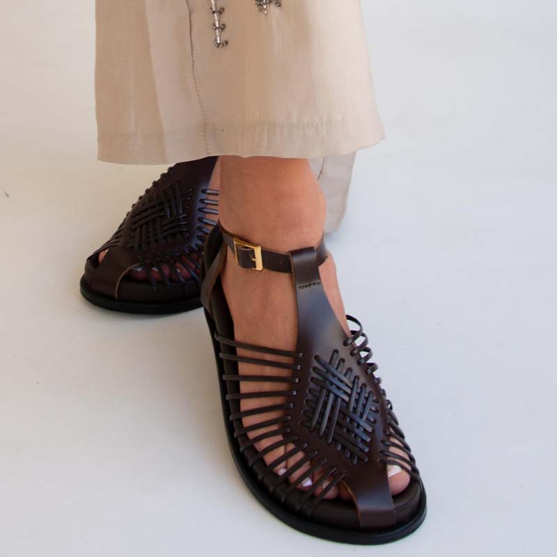 Woven Toe-covered Roman Sandals