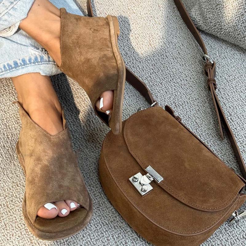 Comfortable Flat Peeple Sandals