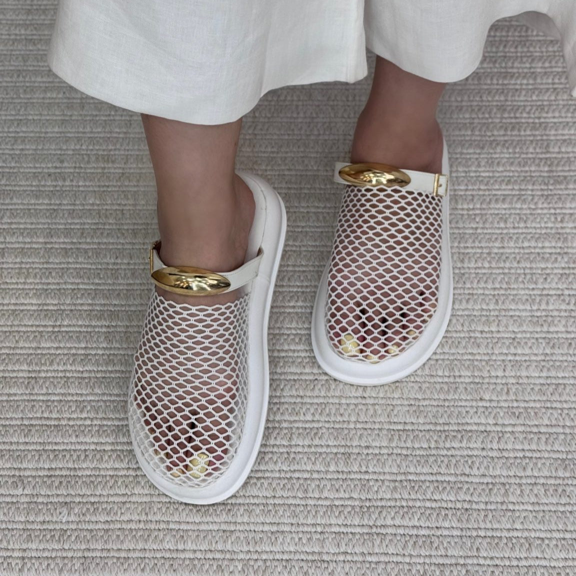 Mesh - Upper Gold - Buckle Thick - Sole Slippers