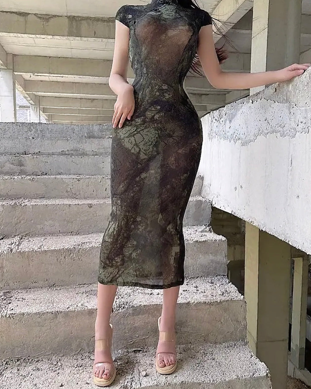 Improved Chinese cheongsam