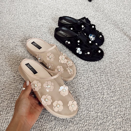Floral - Applique Mesh Slide Sandals