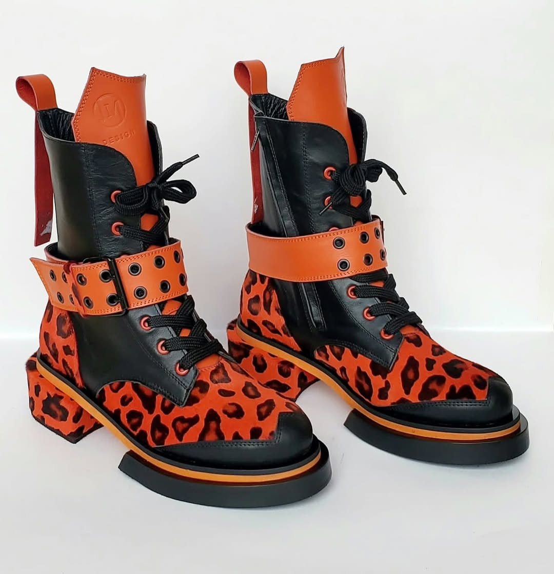 Color - Clash Buckle Combat Boots