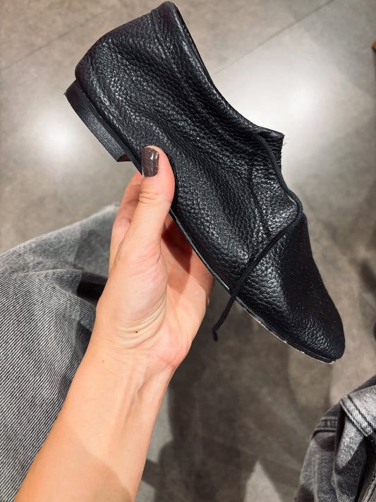 Simple Lace-up Shoes