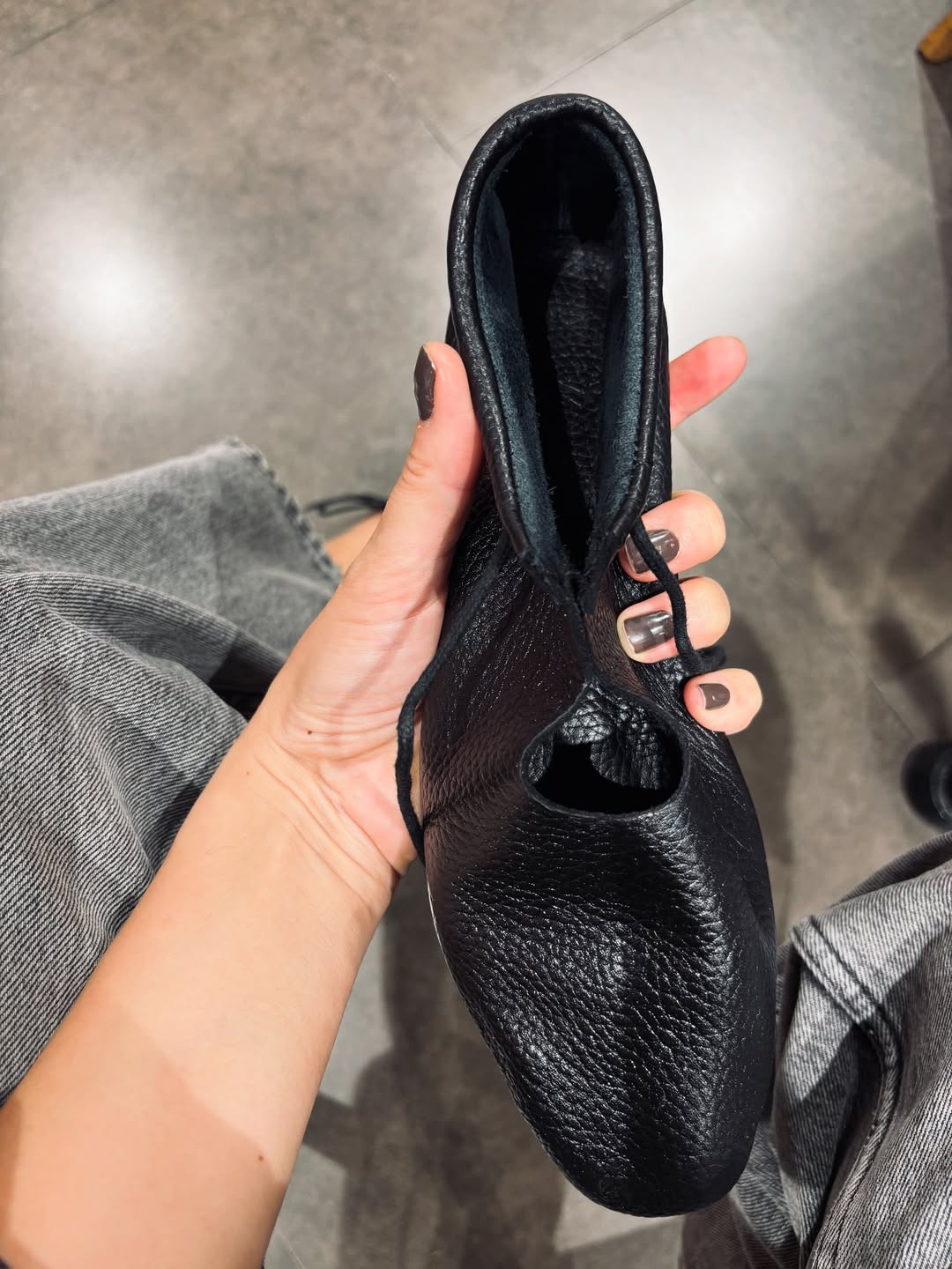 Simple Lace-up Shoes