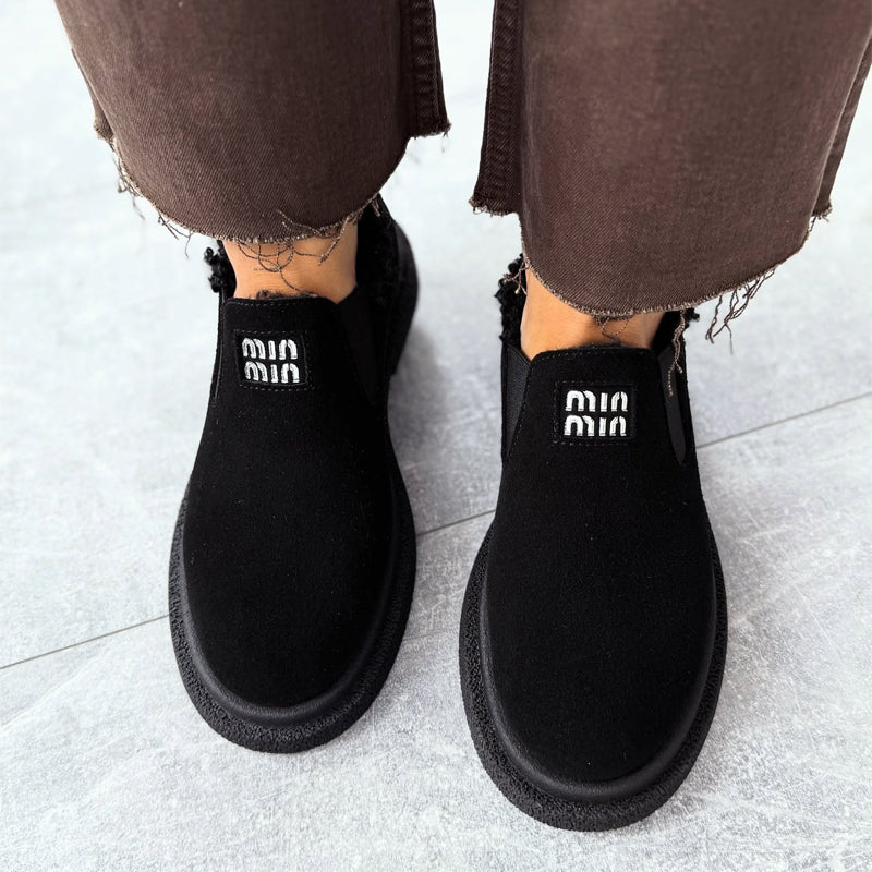 Round-toe Lambswool Flats