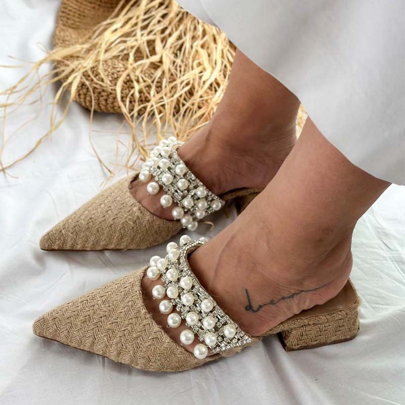 Pointed Pearl Detail Slippers