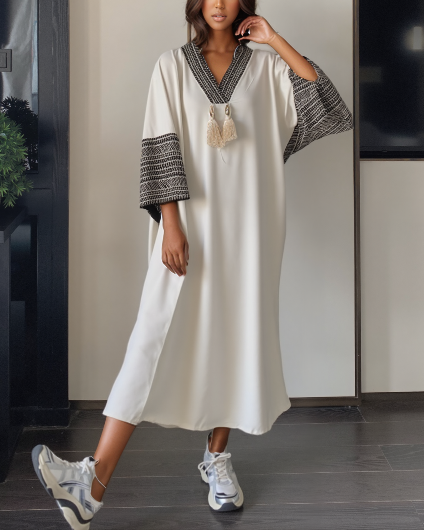 Ethnic - Embroidered Tassel - Trimmed Kaftan