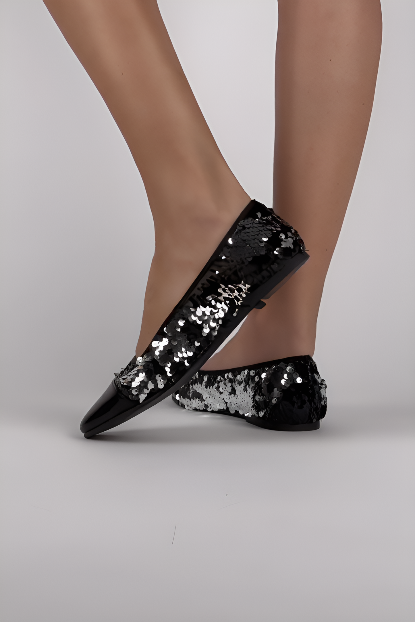 Sequined Flat Shoes