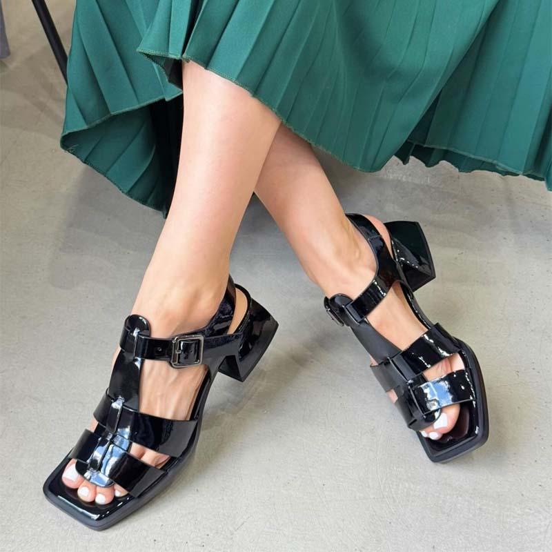Square-toe Thick-heeled Woven Sandals