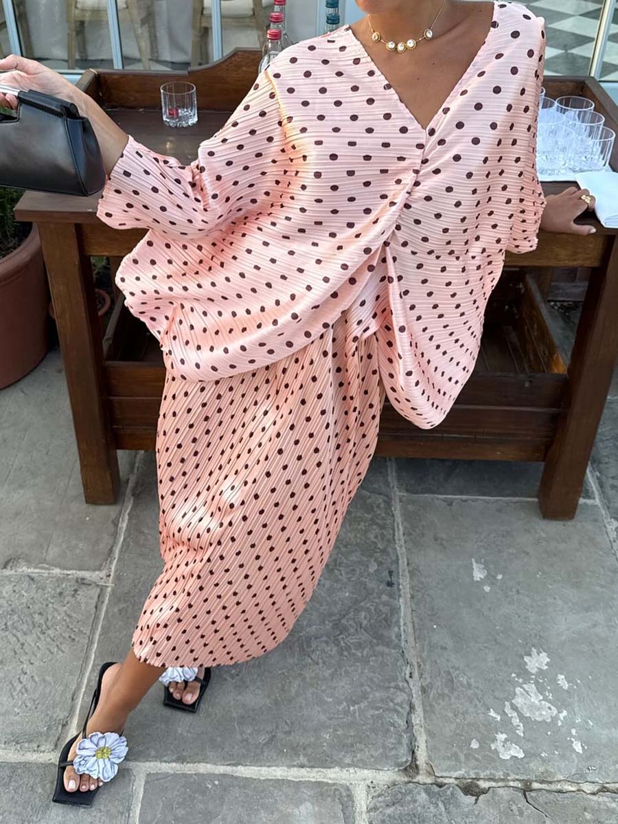Polka Dot V Neck Pleated Dress
