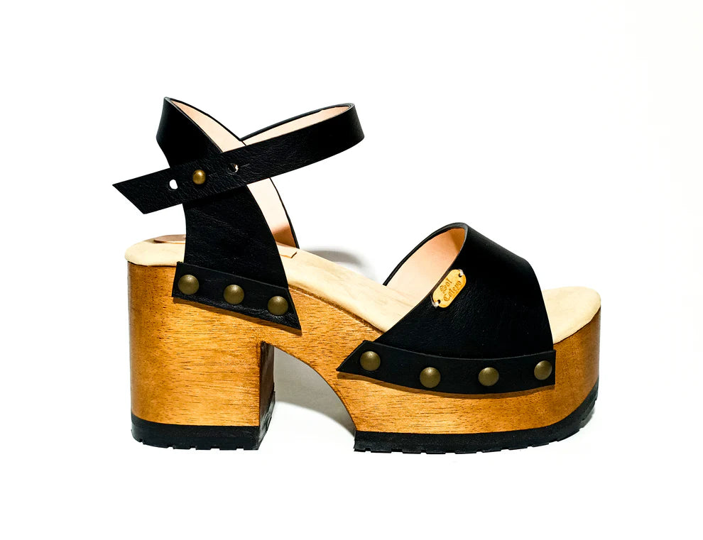 Black Strap Wooden Platform Sandals