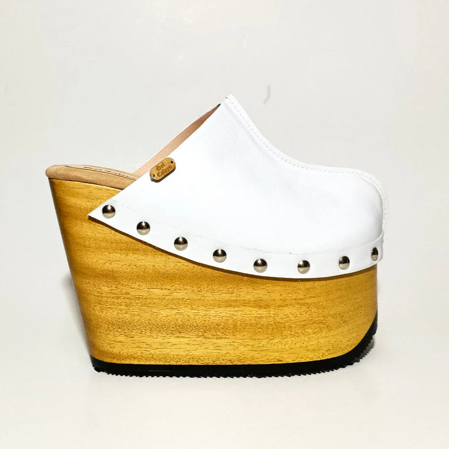 Fringe Platform Sandals（Black & White Options）