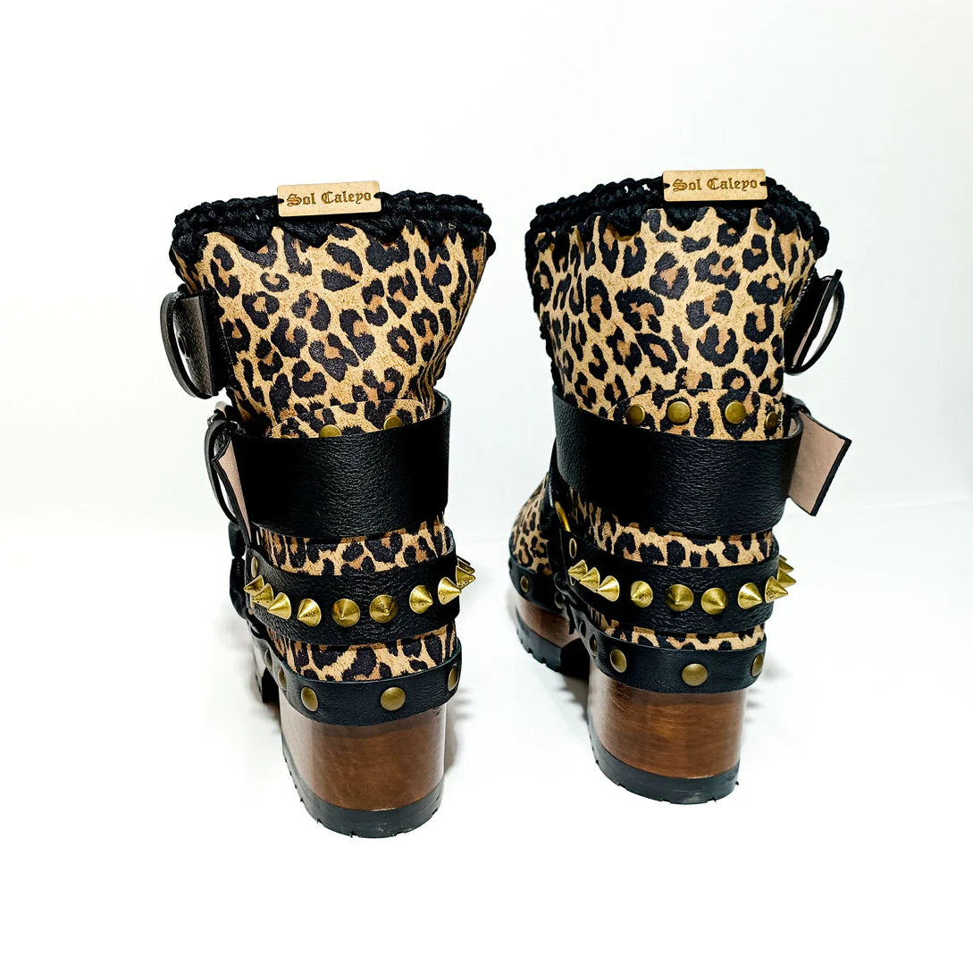 （Free shipping💥 for a limited time）Leopard - Print Studded Buckle - Strap Platform Clog Boots