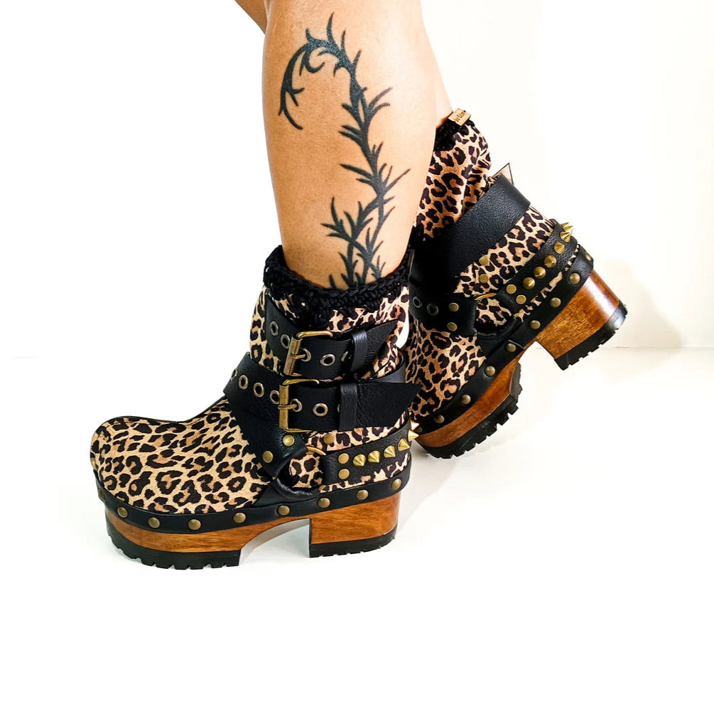（Free shipping💥 for a limited time）Leopard - Print Studded Buckle - Strap Platform Clog Boots