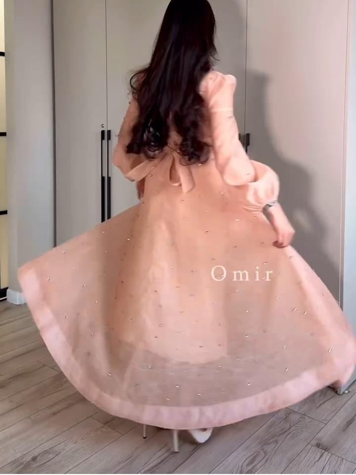 Elegant Soft Midi Dress